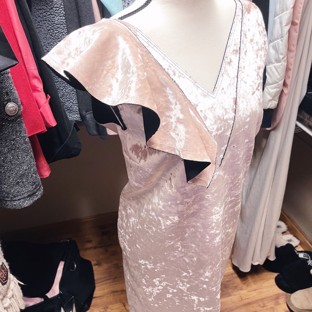 Authentic MSGM Light Pink Velvet NWT Sheath Dress